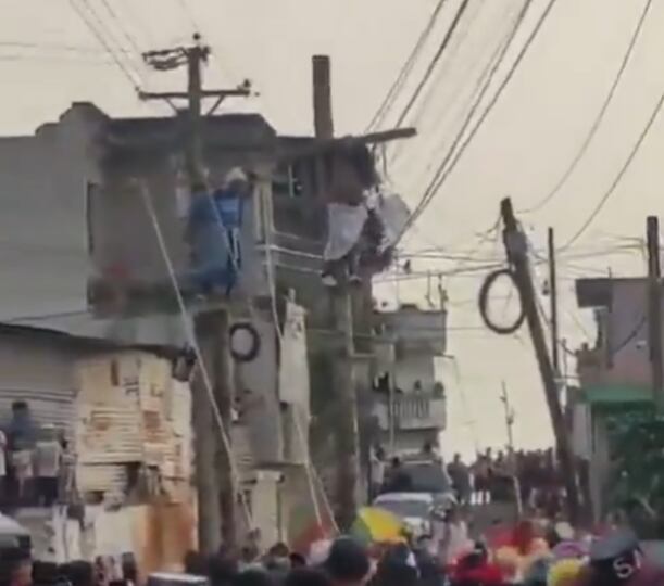 Jesús en viacrucis de Guatemala termina electrocutado