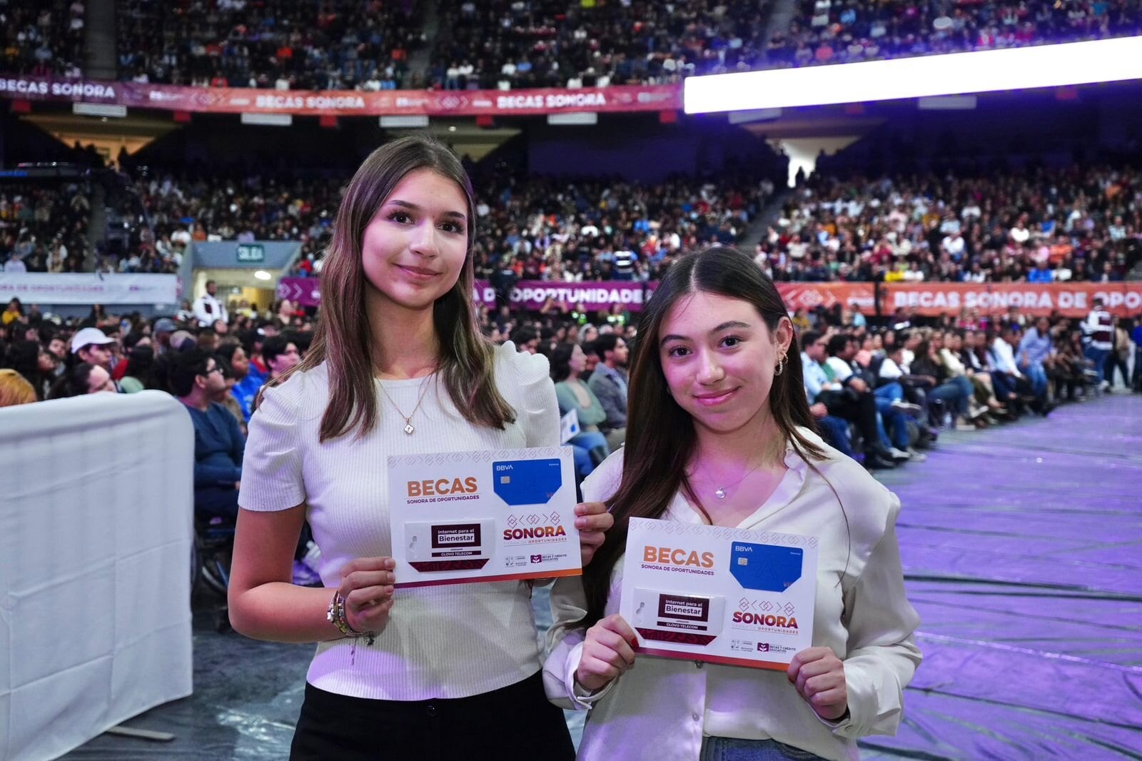 Alfonso Durazo disminuye deserción escolar en Sonora con becas