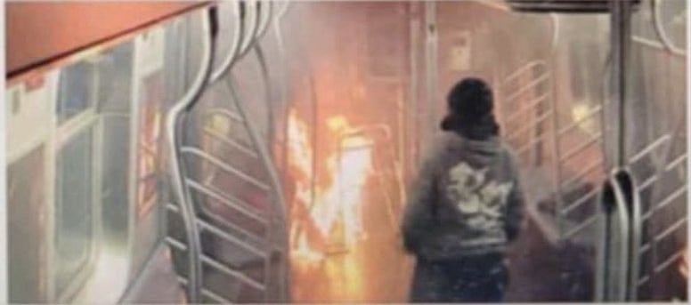Mujer quemada viva en metro de Nueva York por migrante de Guatemala
