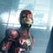 Ezra Miller sugiere que Ben Affleck seguira como Batman en el DCEU