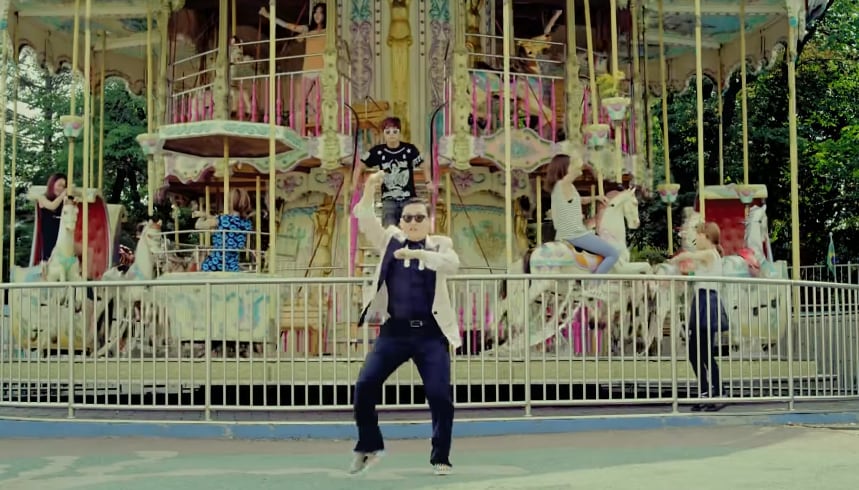 Psy bailando "Gangnam style".