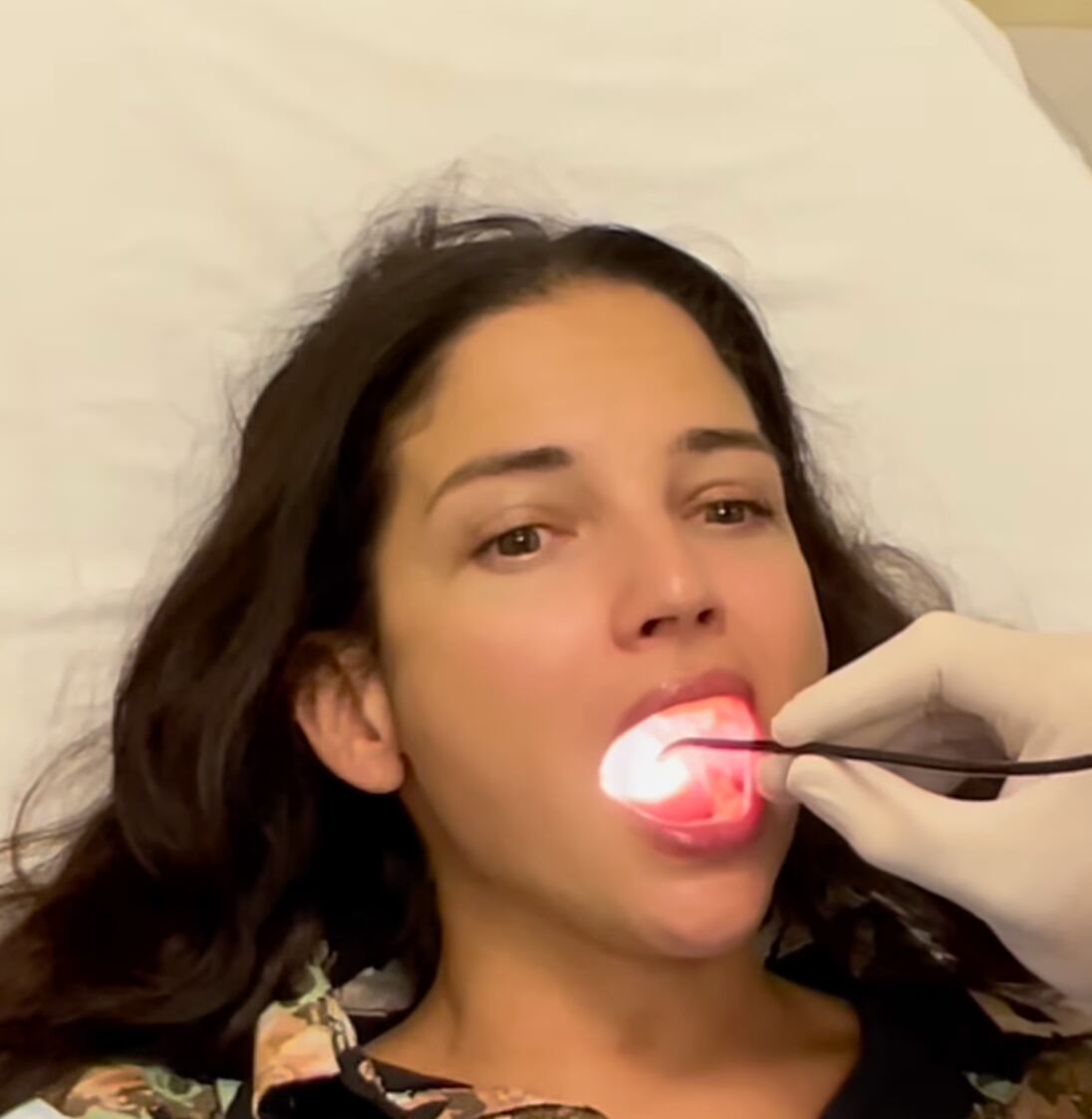 Natalia Jiménez se sometió a un estudio de las cuerdas vocales