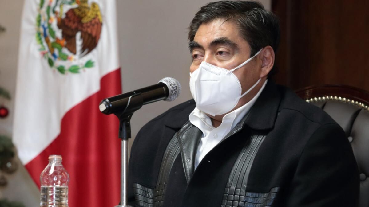 Miguel Barbosa, gobernador de Puebla.