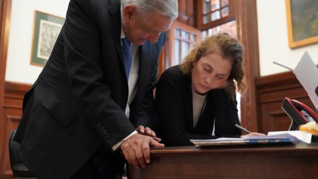 AMLO y Beatriz Gutiérrez