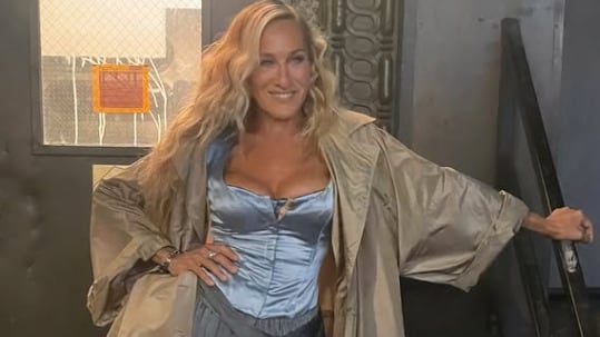 Sarah Jessica Parker se despide de Carrie Bradshaw tras 27 años interpretándola: “La he amado más que a nadie”