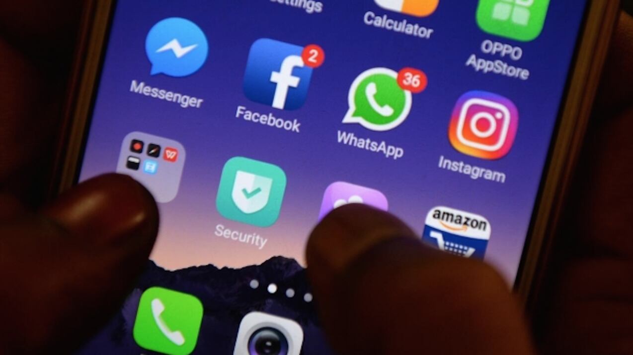 ¿Funcionarios pueden bloquear a gente en redes sociales?
