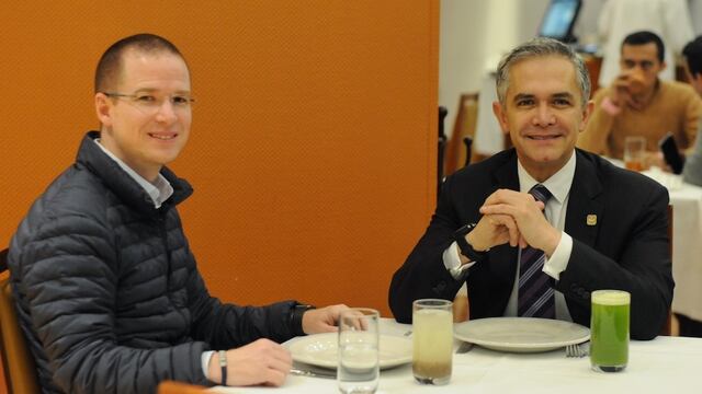 Se reúnen Ricardo Anaya y Miguel Ángel Mancera en restaurante