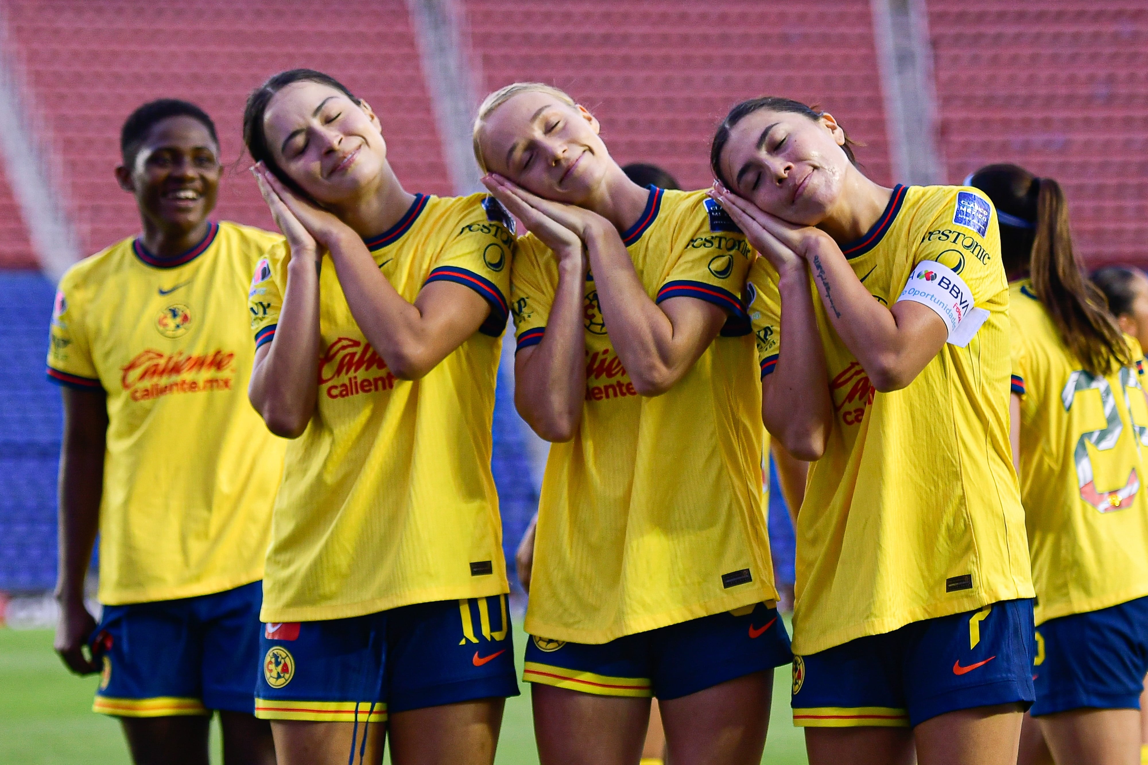 América Femenil humilla a las Chivas