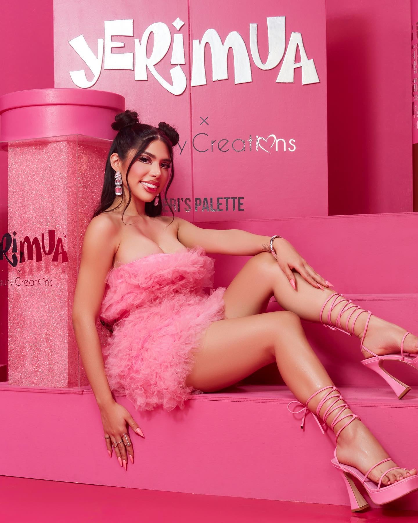 Detalles de Yeri Mua y Beauty Creations.