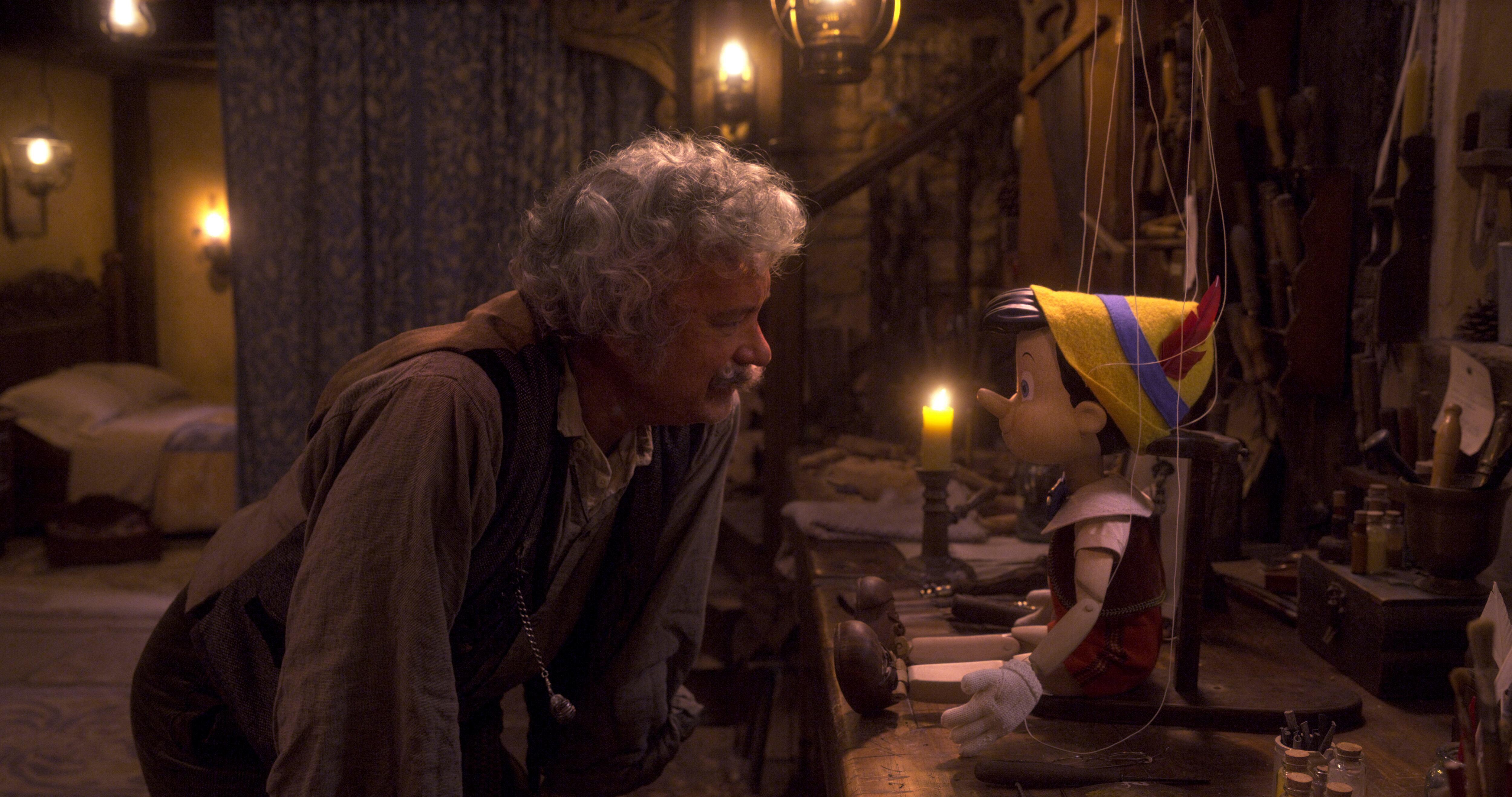 Tom Hanks como Geppetto en Pinocchio