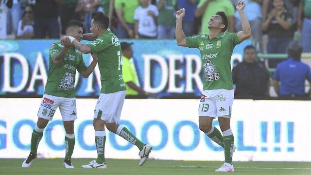 León goleó a los Zorros