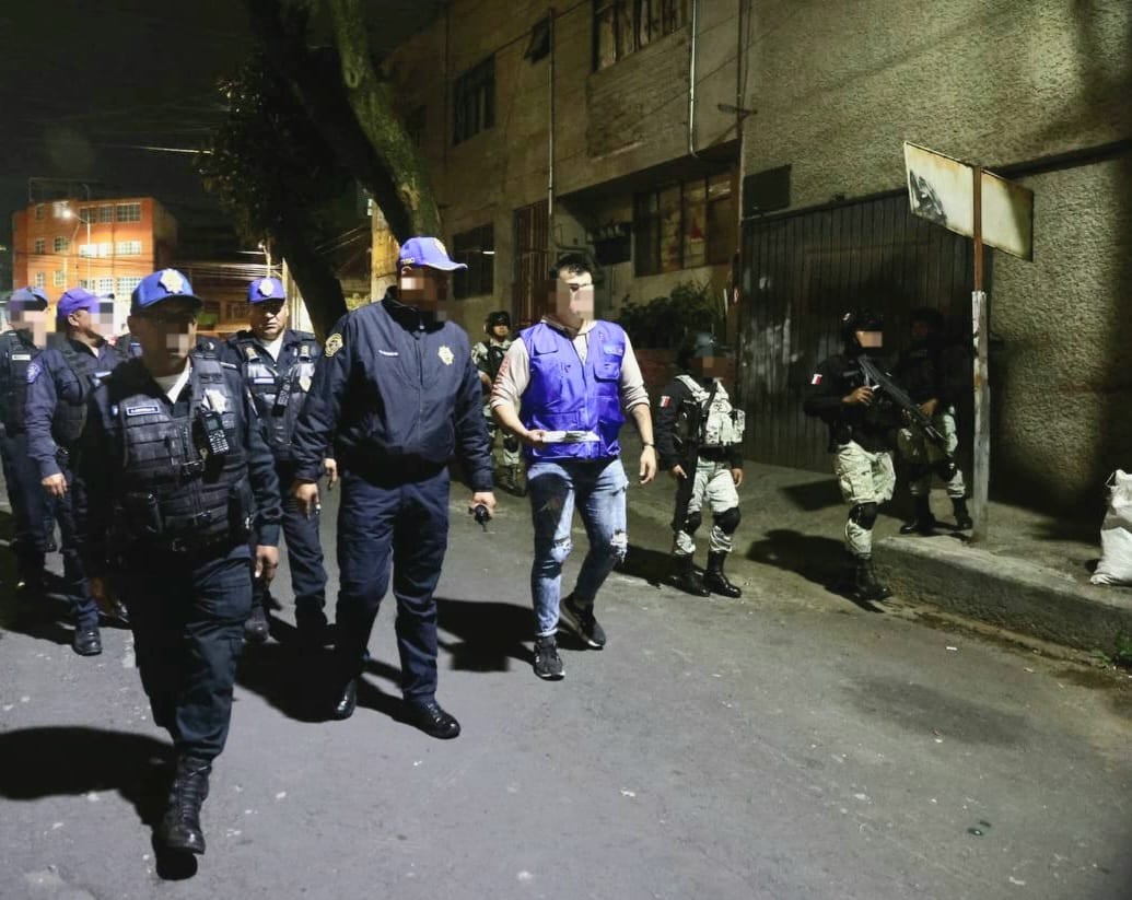 Elementos de seguridad en la alcaldía Coyoacán