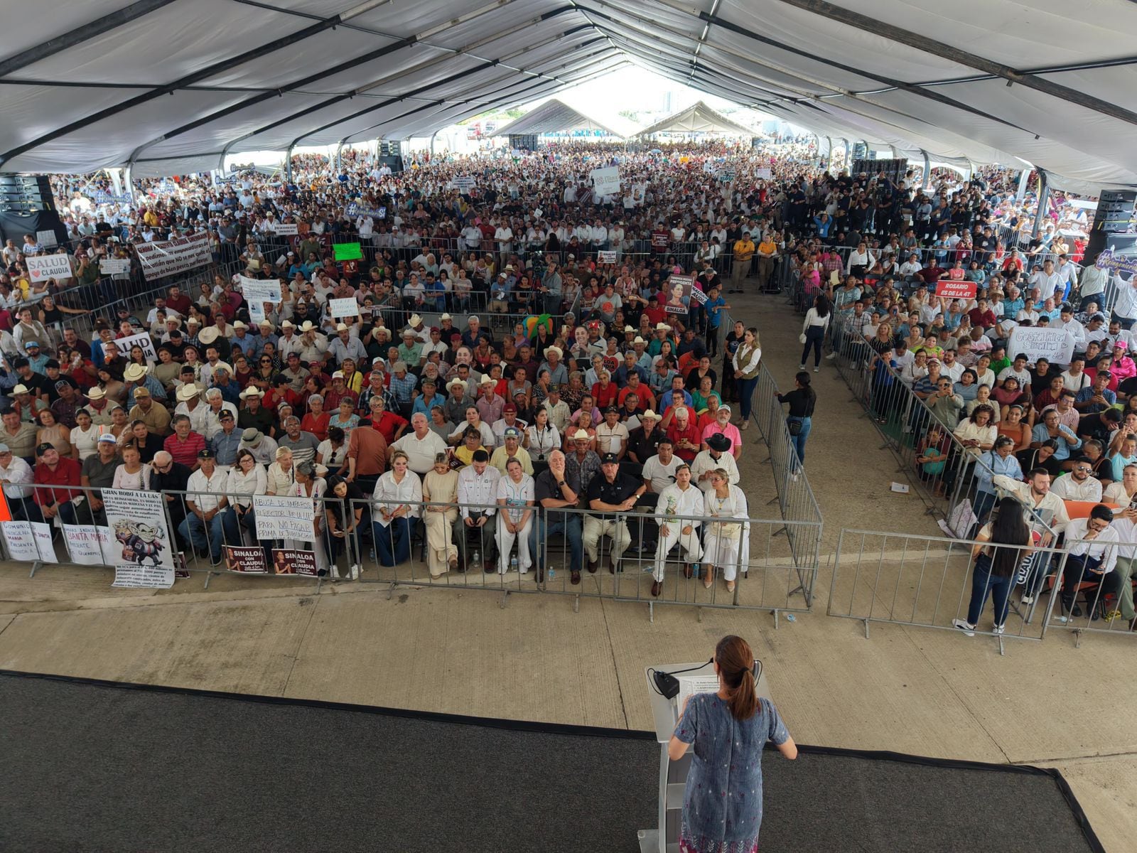 Claudia Sheinbaum continúa trabajando por el bienestar de Sinaloa