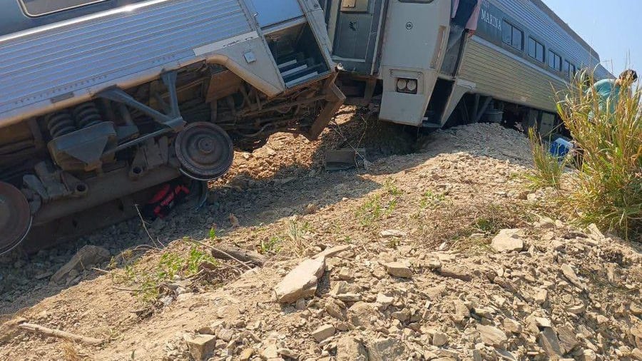 Usuarios del Tren Interoceánico pidieron ayuda tras descarrilamiento en Oaxaca