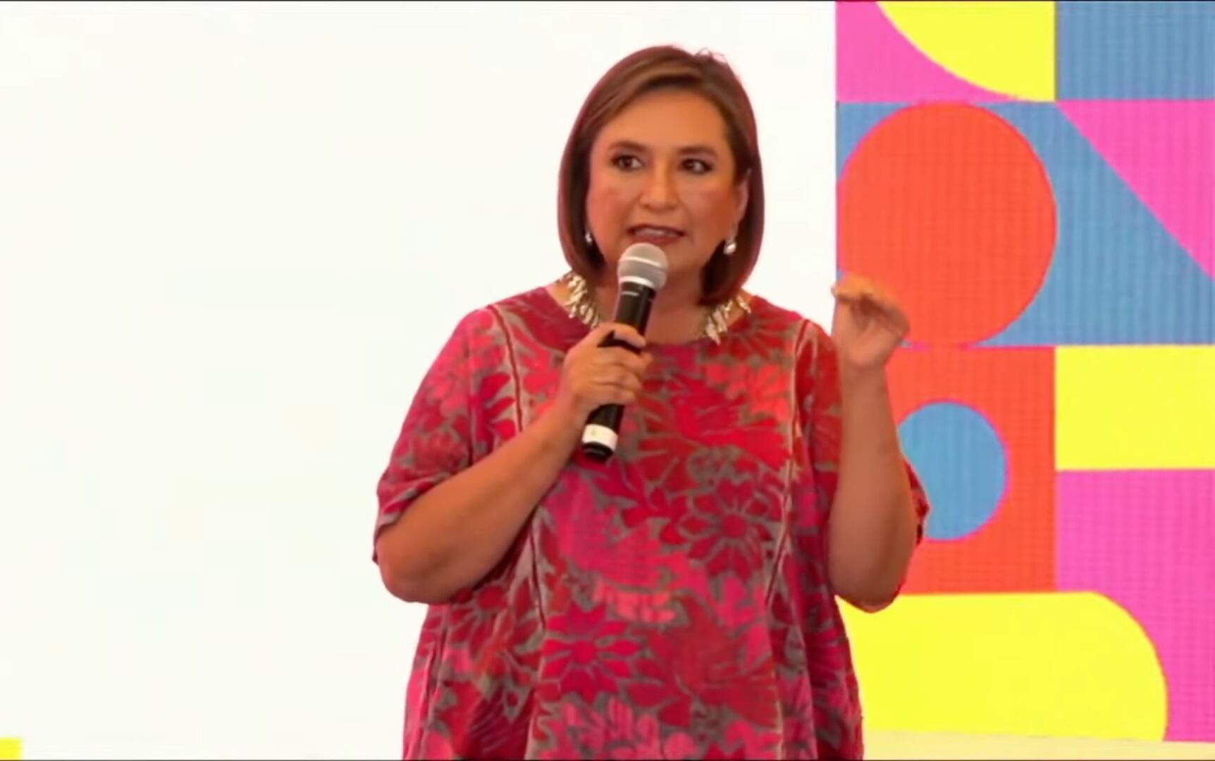 Xóchitl Gálvez en primer foro del Frente Amplio por México: AMLO le cerró las puertas a niños con cáncer, médicos y madres buscadoras