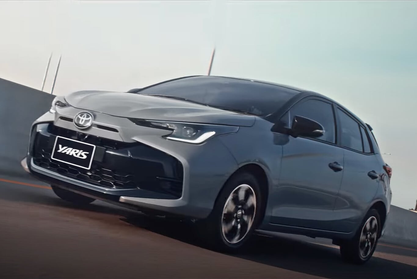 Toyota Yaris 2024