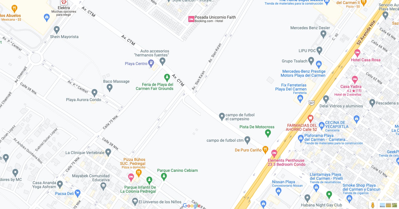 Carretera chueca en Playa del Carmen