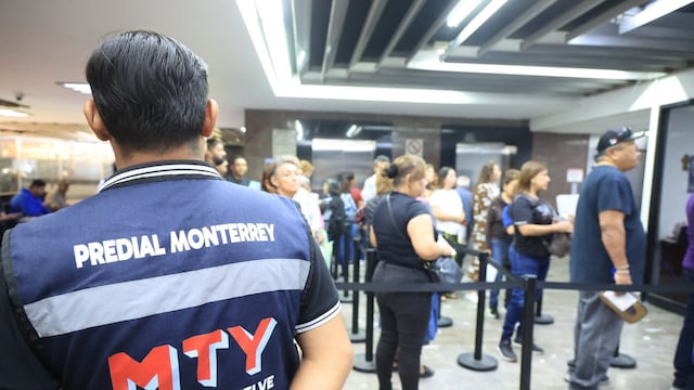 Adrián de la Garza anuncia descuentos en predial y multas en Monterrey