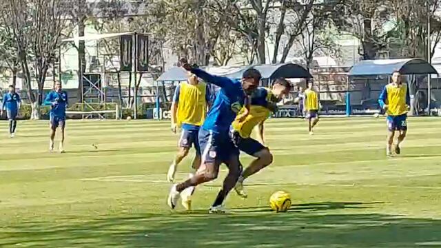 Javairo Dilrosun, refuerzo del América, no pudo con Luis Fuentes