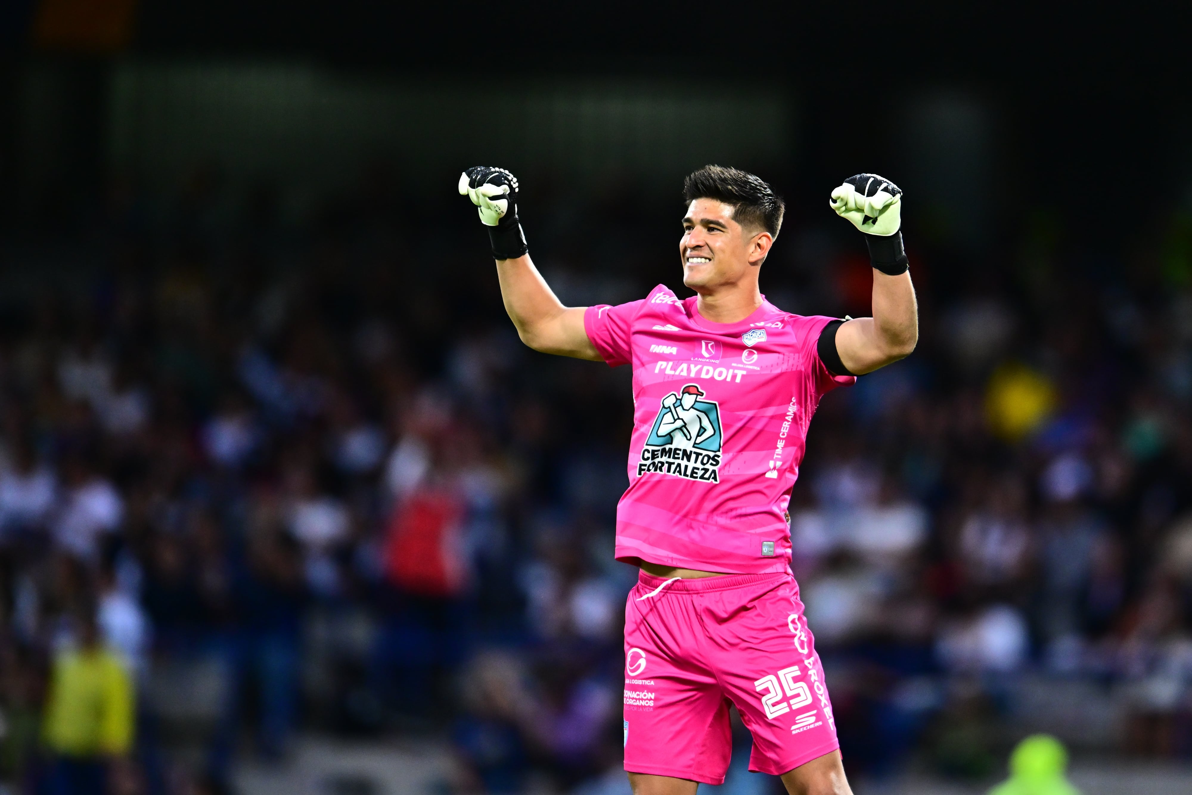 ¡Gol del portero! Pachuca rescata un empate de último minuto ante San Luis