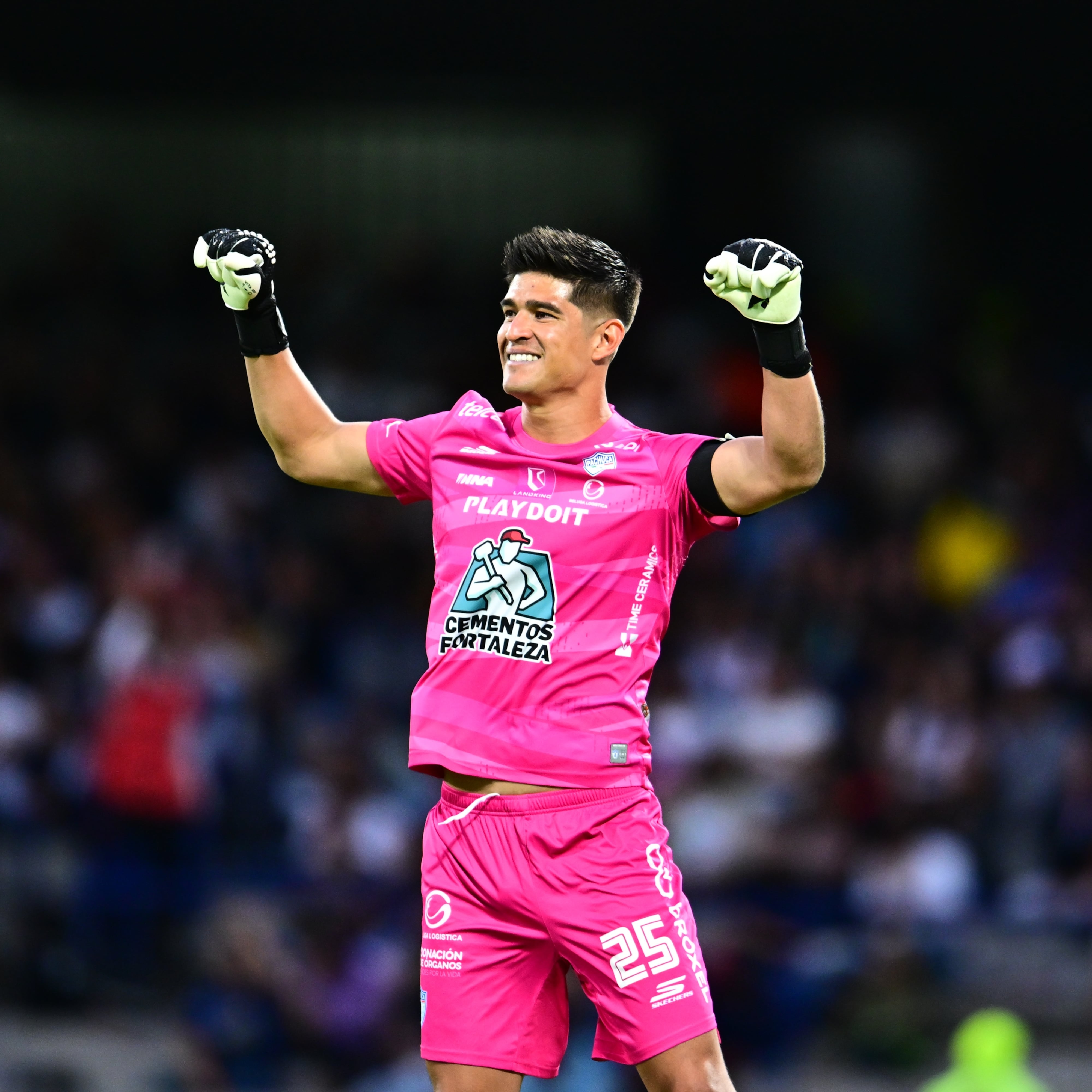 ¡Gol del portero! Pachuca rescata un empate de último minuto ante San Luis