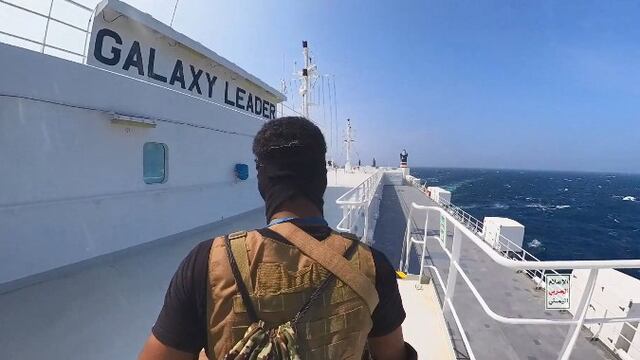 Secuestran barco en Mar Rojo con 2 mexicanos a bordo