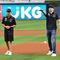 Checo Pérez lanza la primera bola en partido de los Miami Marlins
