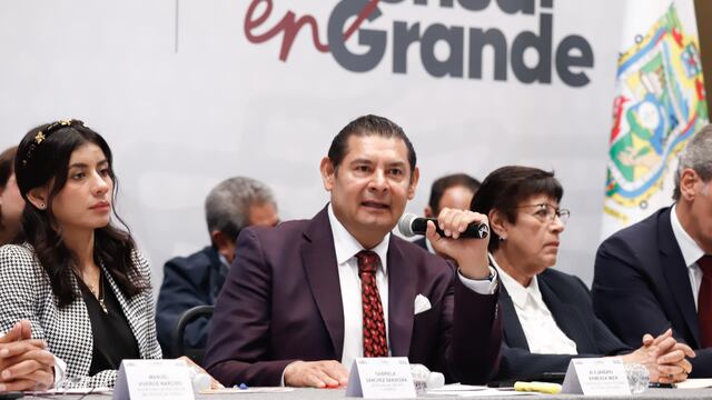 Alejandro Armenta, gobernador de Puebla