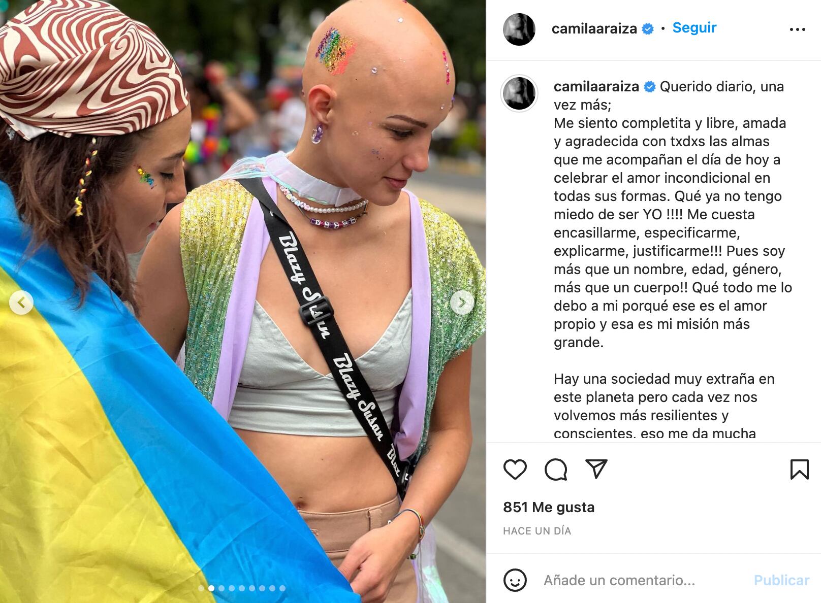 Camila Araiza acude a la marcha LGBT