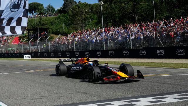 Max Verstappen en el Gran Premio de la Emilia Romaña.