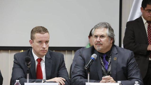 Gabriel Tláloc Cantú y Roberto Flores