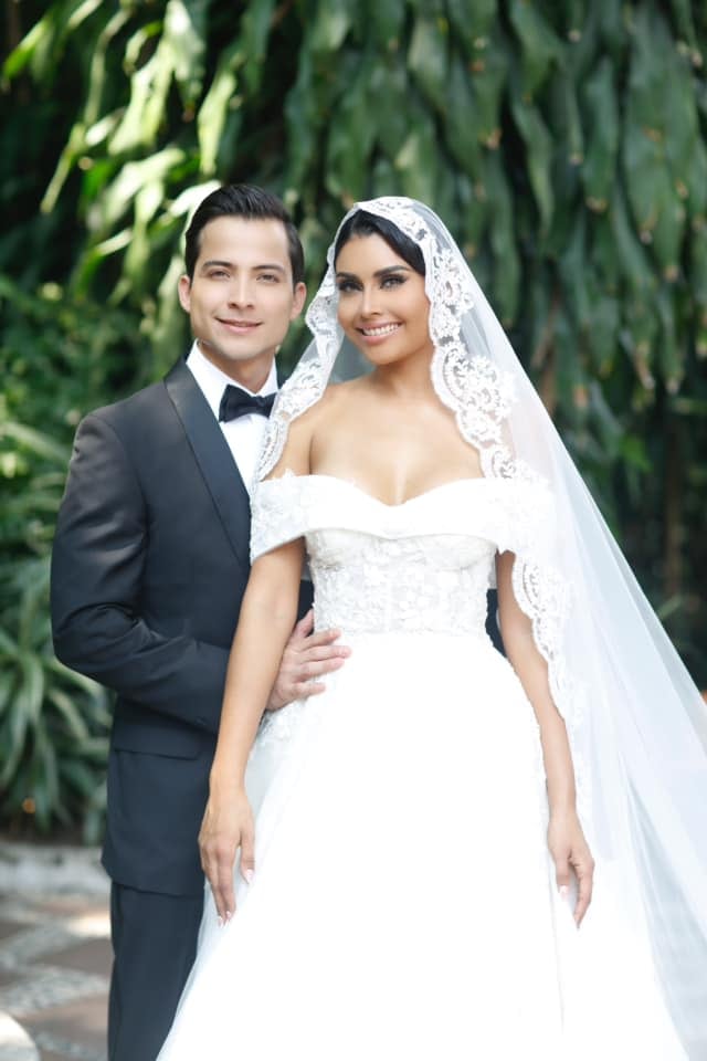 Kristal Silva con su esposo Luis Ángel Garza.