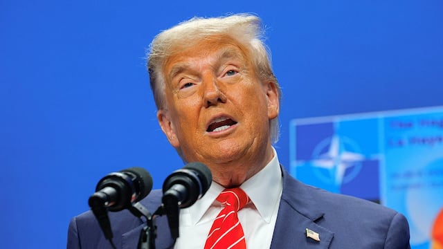 Donald Trump convence a la OTAN de elevar gasto militar