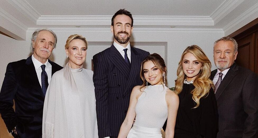 Sofía Castro junto a Pablo Bernot y sus padres