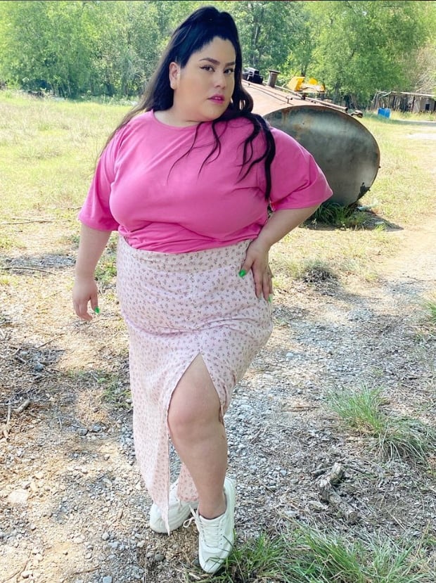 Ropa plus size de la marca  What About Me?