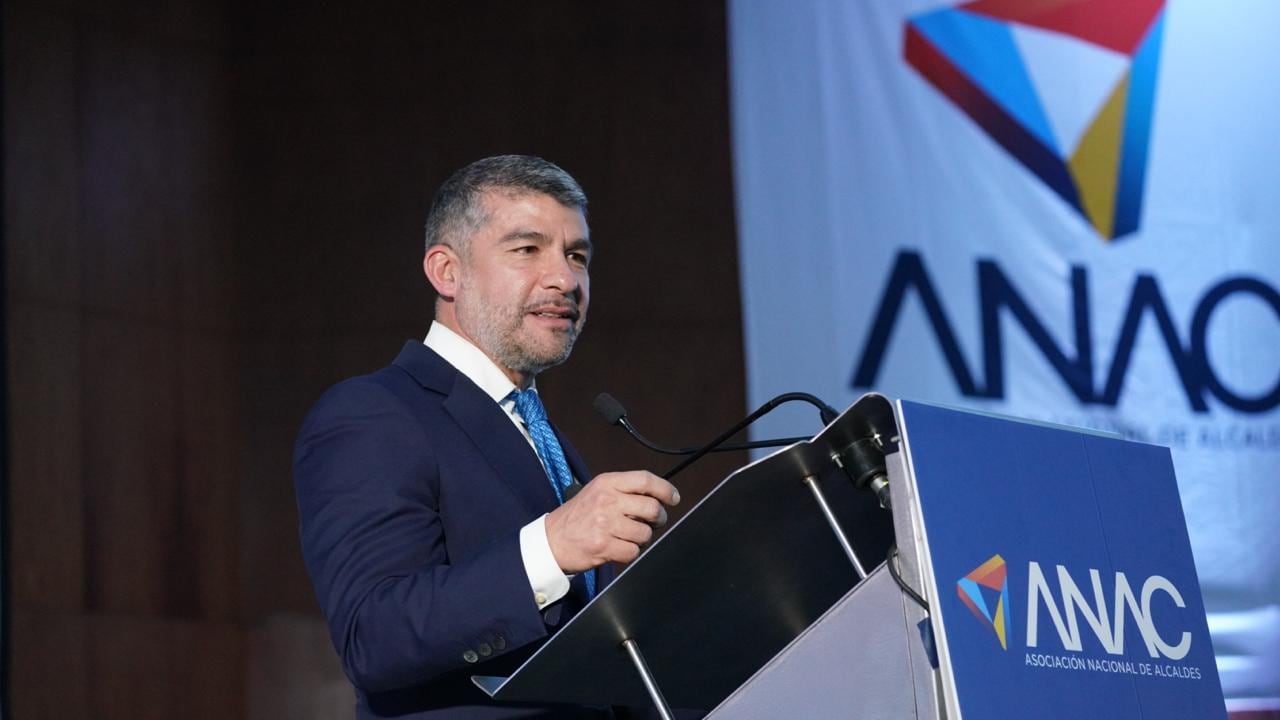 Mauricio Tabe reconoce a gobiernos humanistas con el Galardón “Francisco Villarreal Torres”