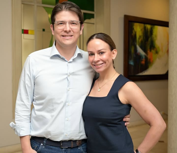Miguel Uribe Turbay y su esposa
