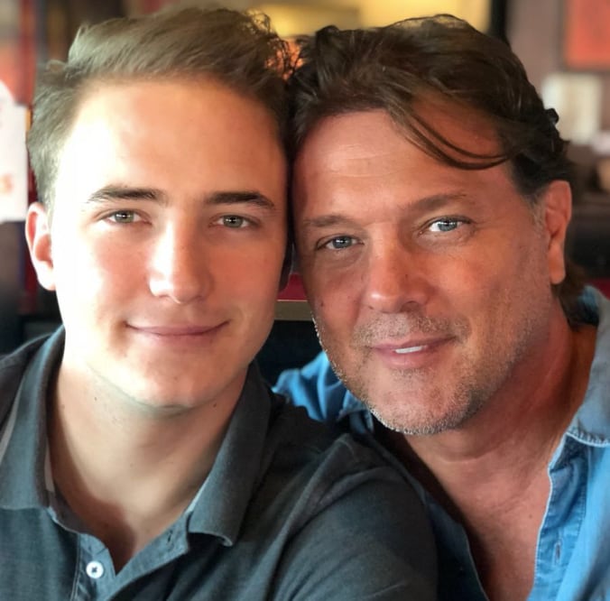 René Strickler junto a su hijo Yannick