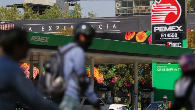 Gasolinera en avenida Reforma de la franquicia Pemex
