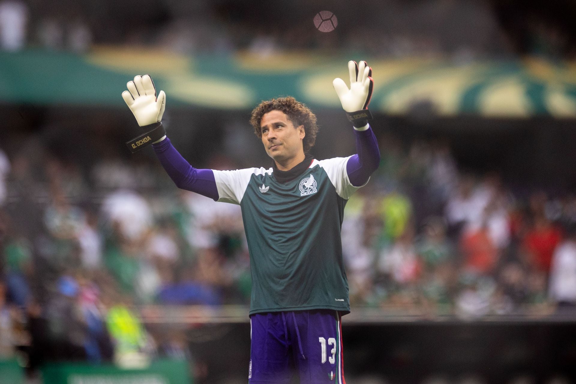 Gil Mora sorprende con inesperada foto junto a Memo Ochoa por su cumpleaños