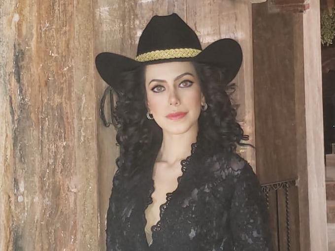 Yrma Lydya, cantante.