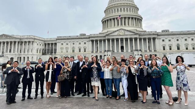 Reconocen a Michelle Núñez en Washington