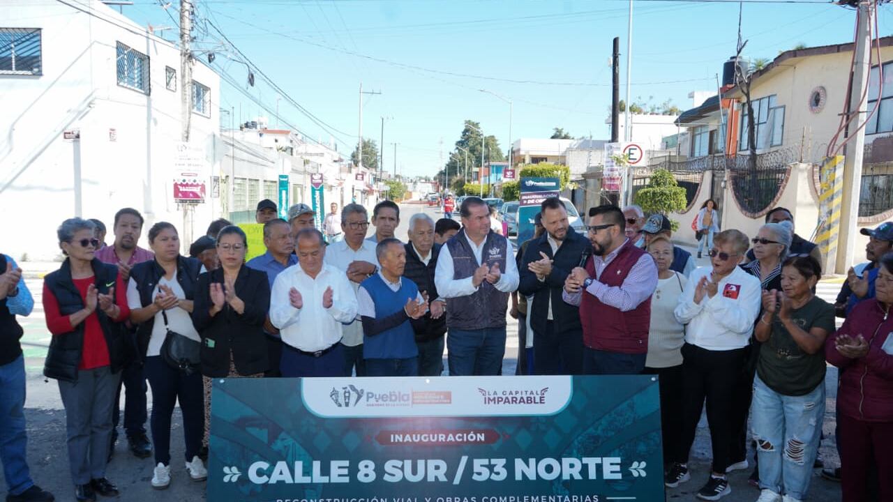 Pepe Chedraui entrega infraestructura vial en la colonia Aquiles Serdán