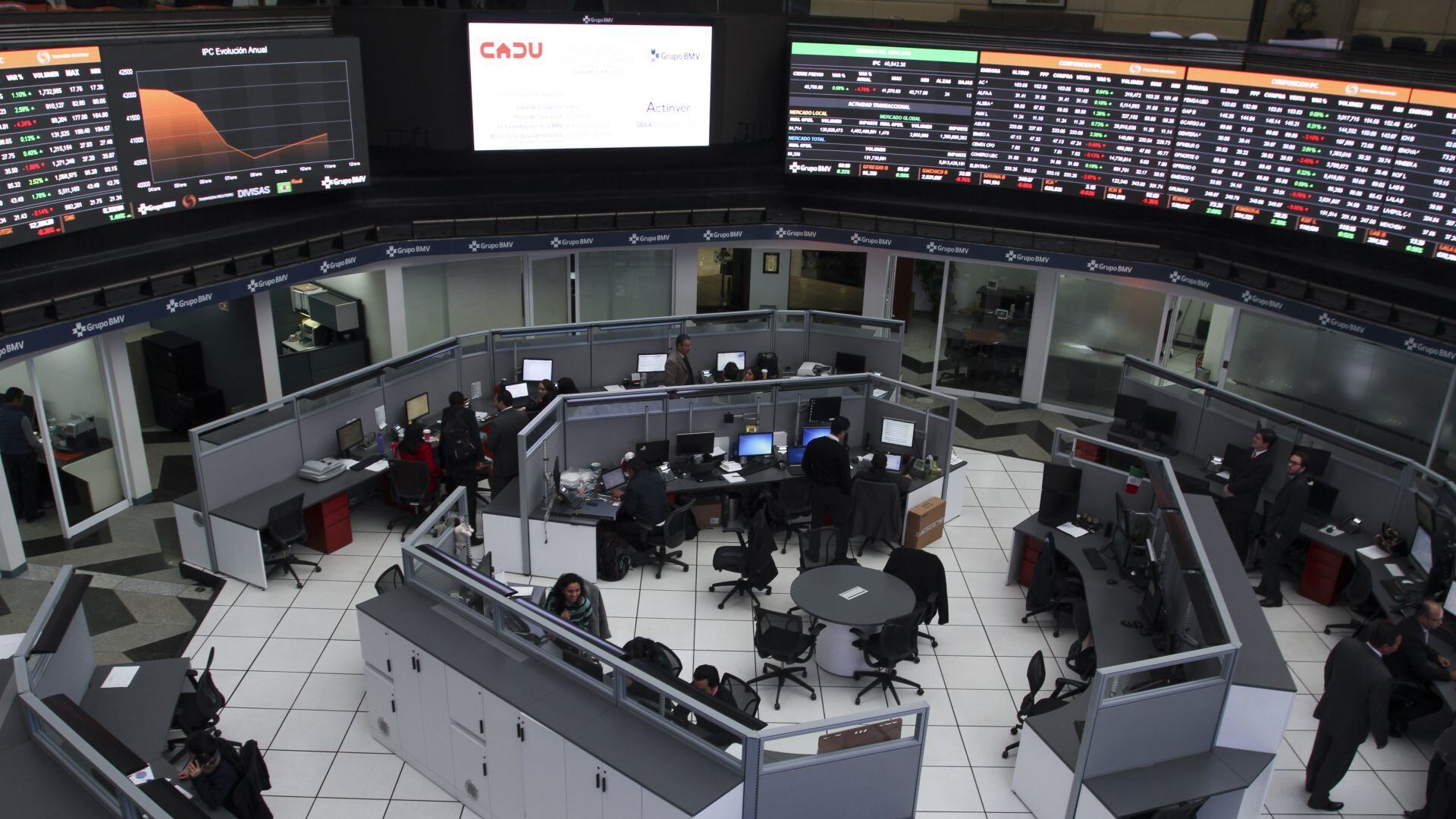 Bolsa Mexicana de Valores suma 4 días de ganancias en el marco del anuncio de gabinete de Claudia Sheinbaum