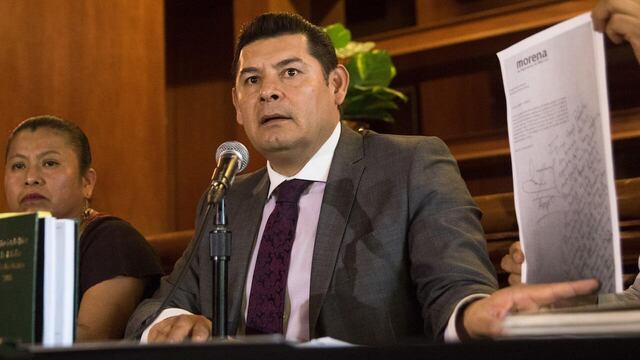 Alejandro Armenta.