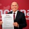 Antonio Pérez Garibay se registra con Morena para buscar la alcaldía de Guadalajara