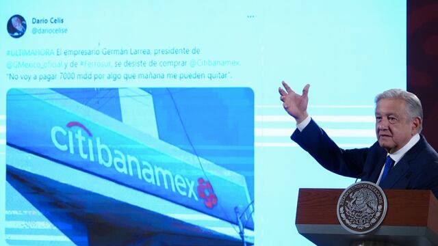 Andrés Manuel López Obrador, presidente de México durante conferencia de prensa en Palacio Nacional