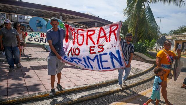 Embajada de Estados Unidos dice que inmigrantes sin antecedentes también pueden ser detenidos