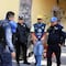 Coyoacán y policías detienen a 16 personas por cobros ilegales en vía pública