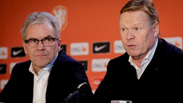 Ronald Koeman en conferencia de prensa.